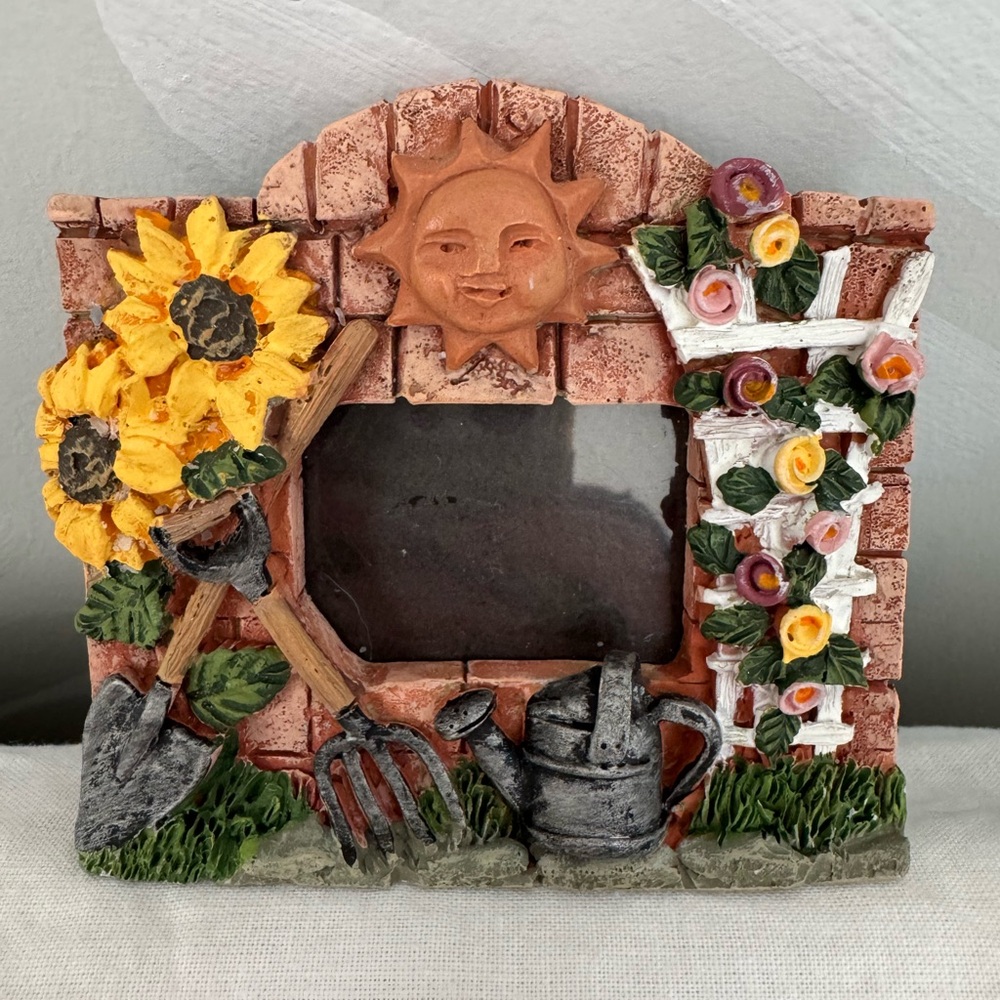 Figi Garden Accents Picture Frame MAGNET